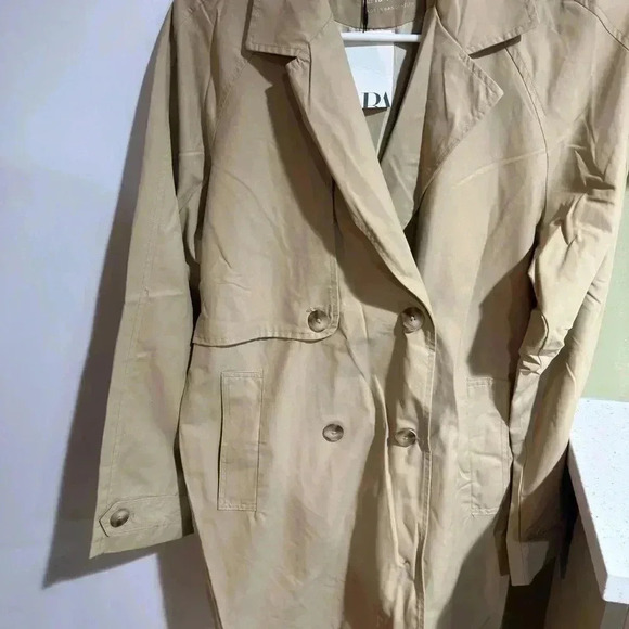 Zara trench coat - Picture 3 of 5